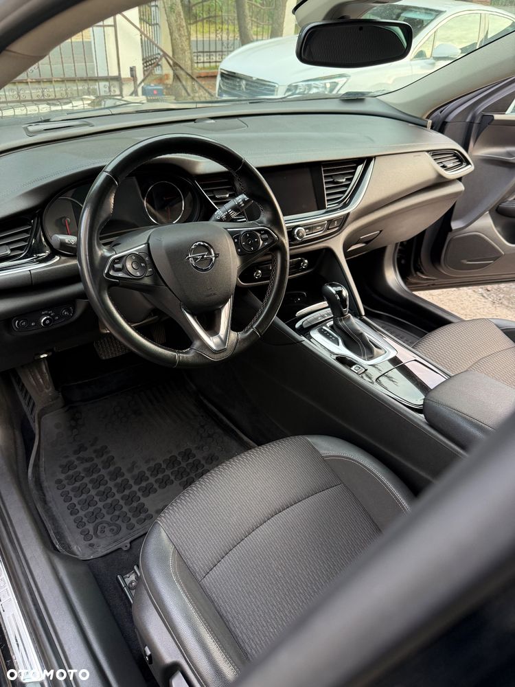Opel Insignia - 16