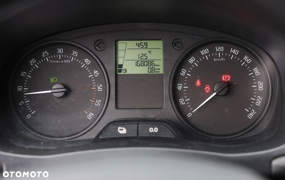 Skoda Fabia - 12