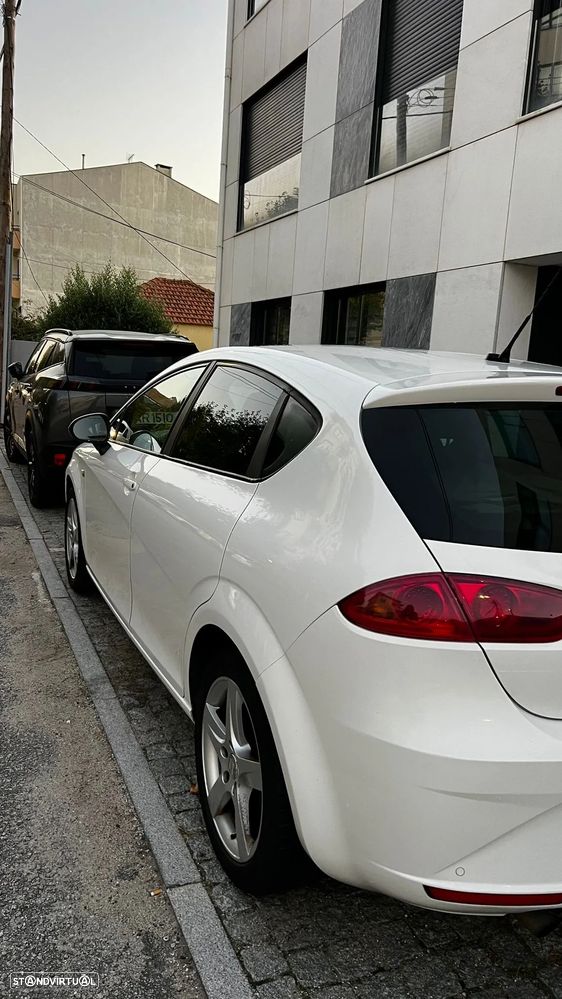 SEAT Leon 1.6 TDI Ecomotive Style - 8