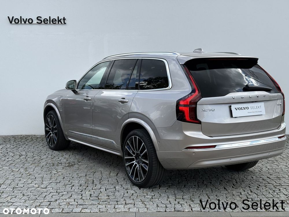 Volvo XC 90 - 8