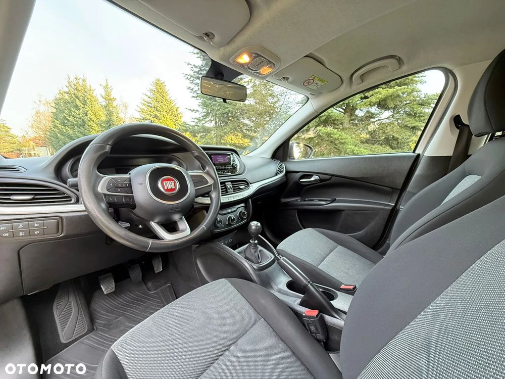 Fiat Tipo 1.4 T-Jet 16v Lounge - 18