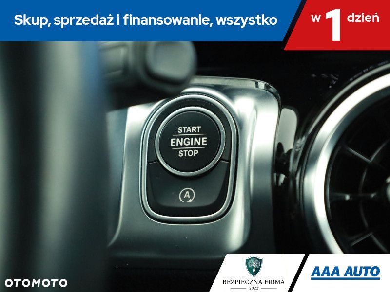 Mercedes-Benz GLB - 18