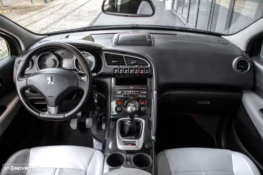 Peugeot 3008 1.6 HDi Roland Garros - 33