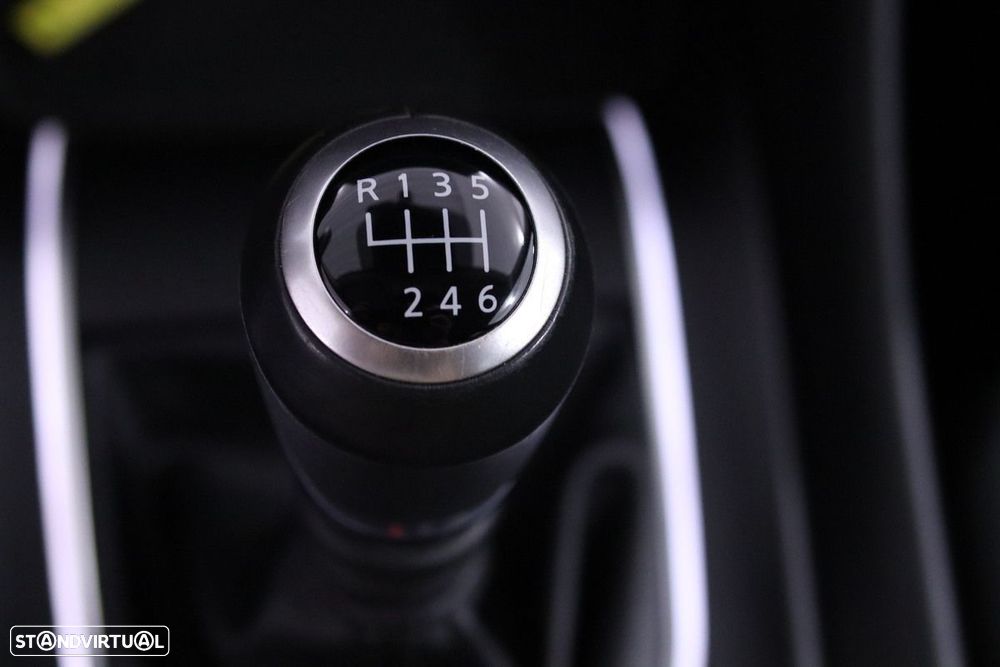 Nissan Qashqai 1.3 DIG-T N-Connecta - 17