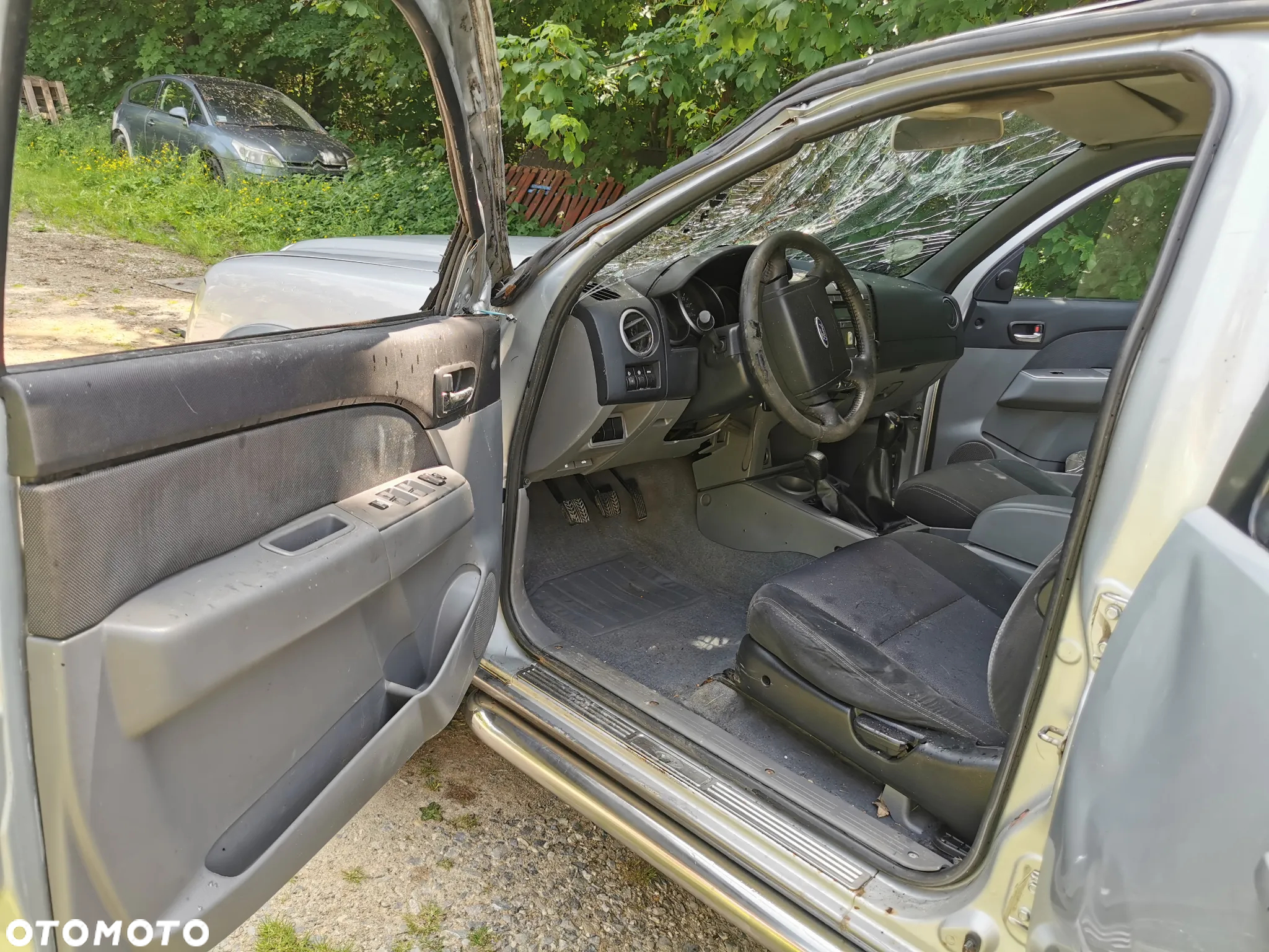 Ford Ranger 2.5 TDCi DC XLT - 11