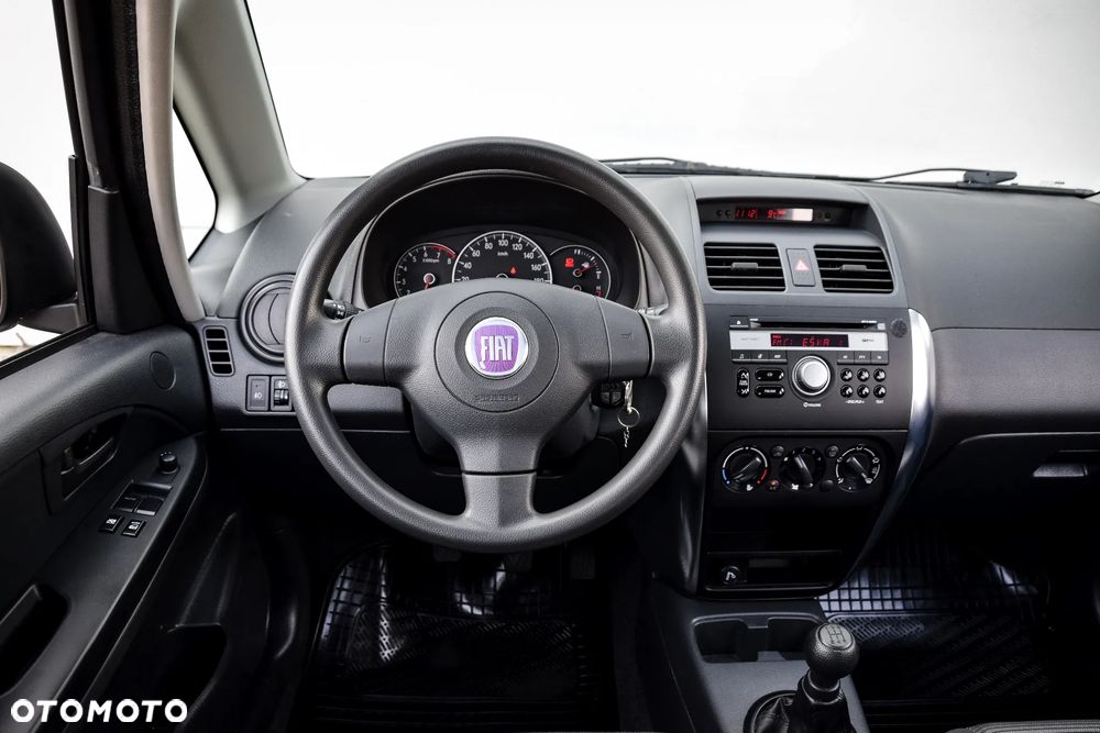 Suzuki SX4 1.6 GLX / Comfort - 33