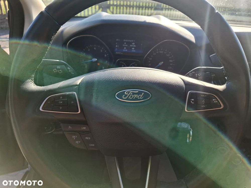 Ford Focus - 15