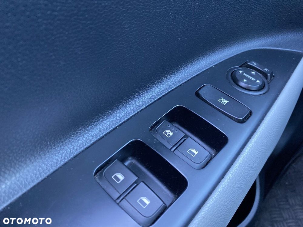 Kia Stonic - 15