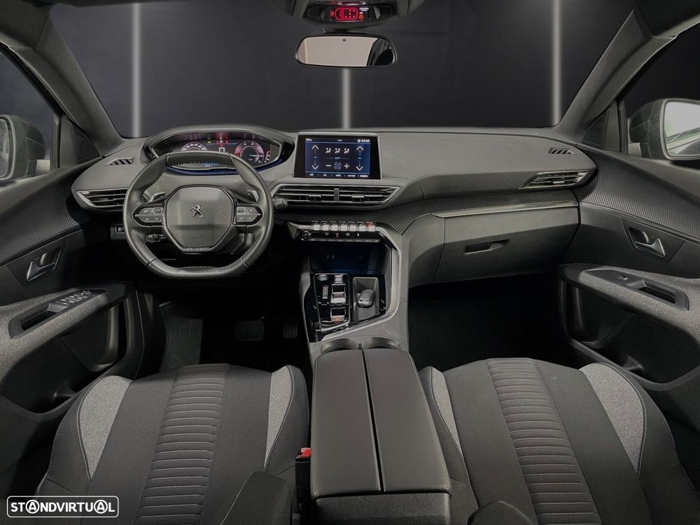 Peugeot 5008 1.5 BlueHDi Allure EAT8 - 8