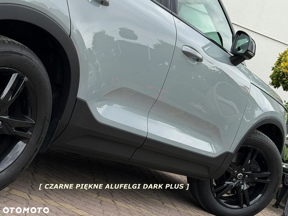 Volvo XC 40 B3 B DKG Ultra Black Edition - 35