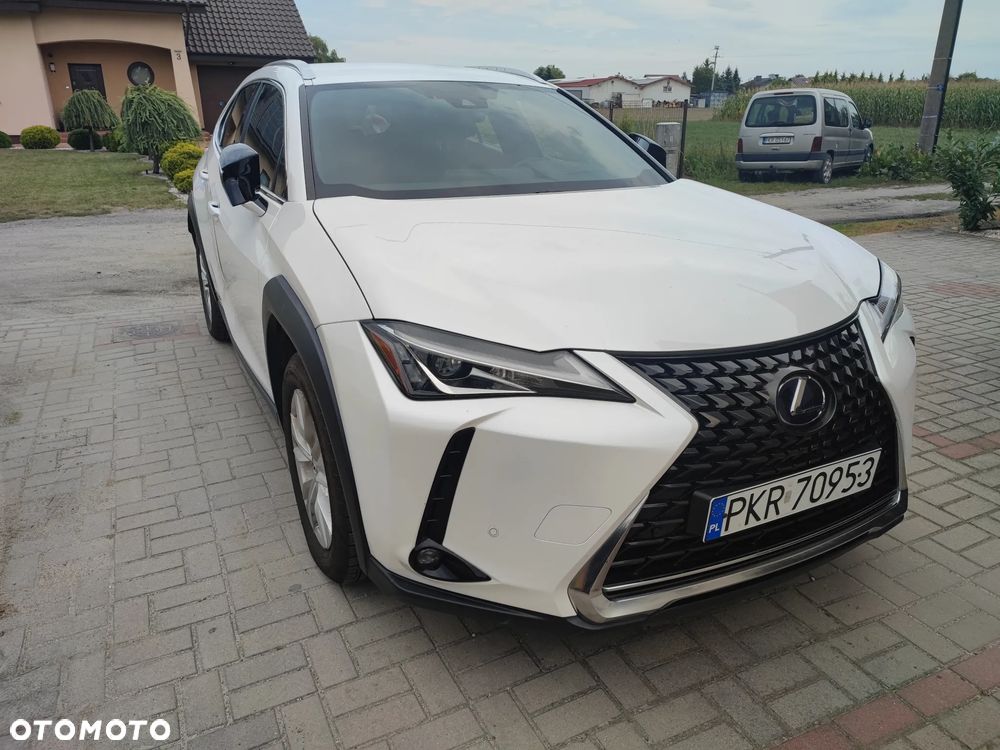 Lexus UX - 2