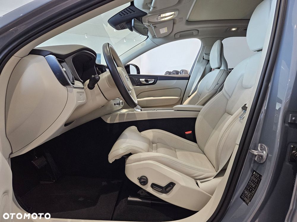 Volvo XC 60 - 12