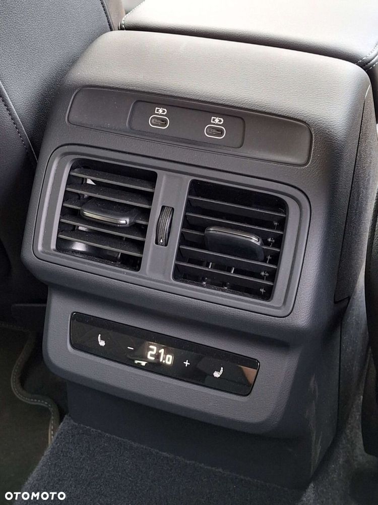 Audi Q5 Sportback - 27