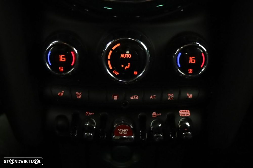 MINI Cabrio - 17