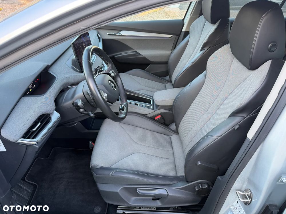 Skoda Enyaq 80 82kWh Advanced - 11