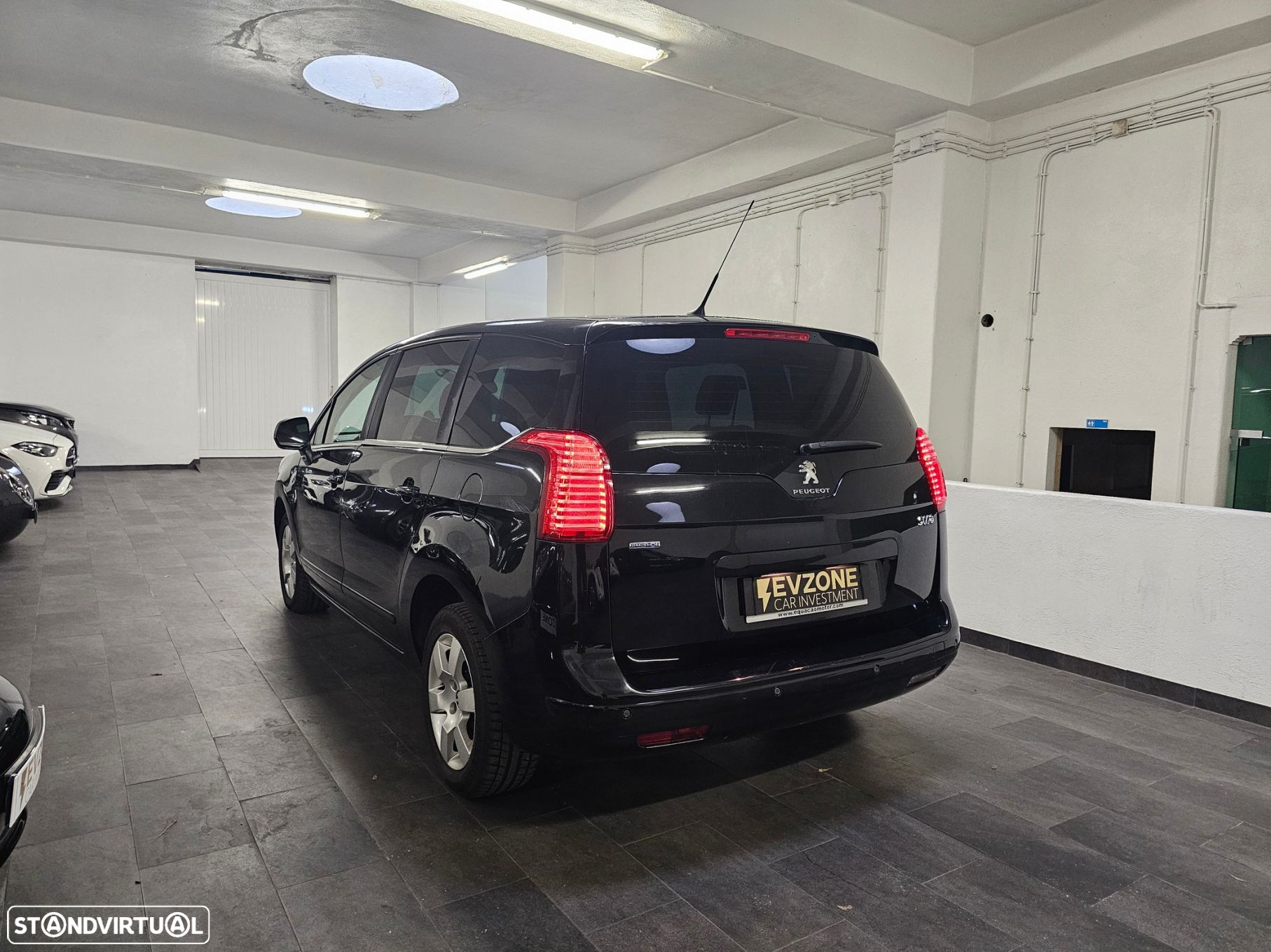 Peugeot 5008 1.6 BlueHDi Style EAT6 - 5