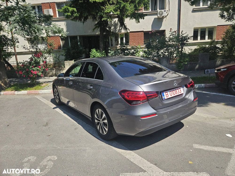 Mercedes-Benz A 180 d Sedan 8G-DCT - 14