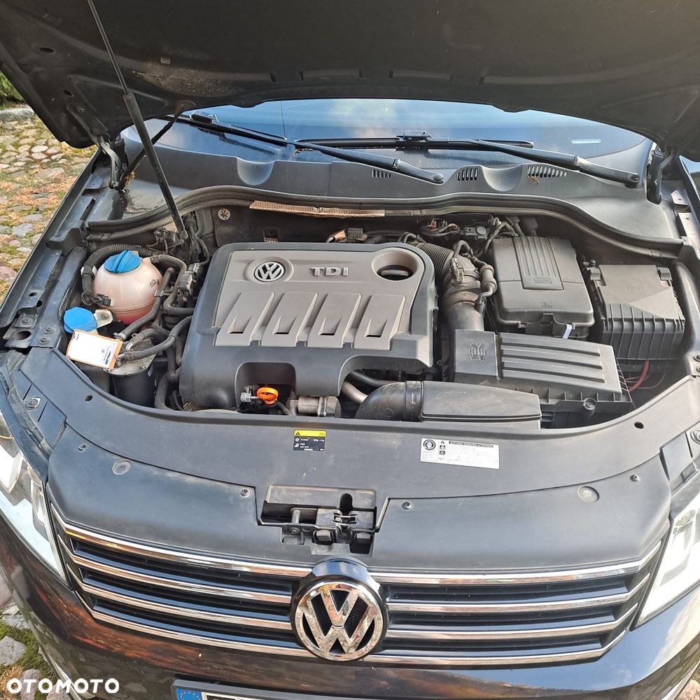 Volkswagen Passat 2.0 TDI DSG BlueMotion Technology Comfortline - 13