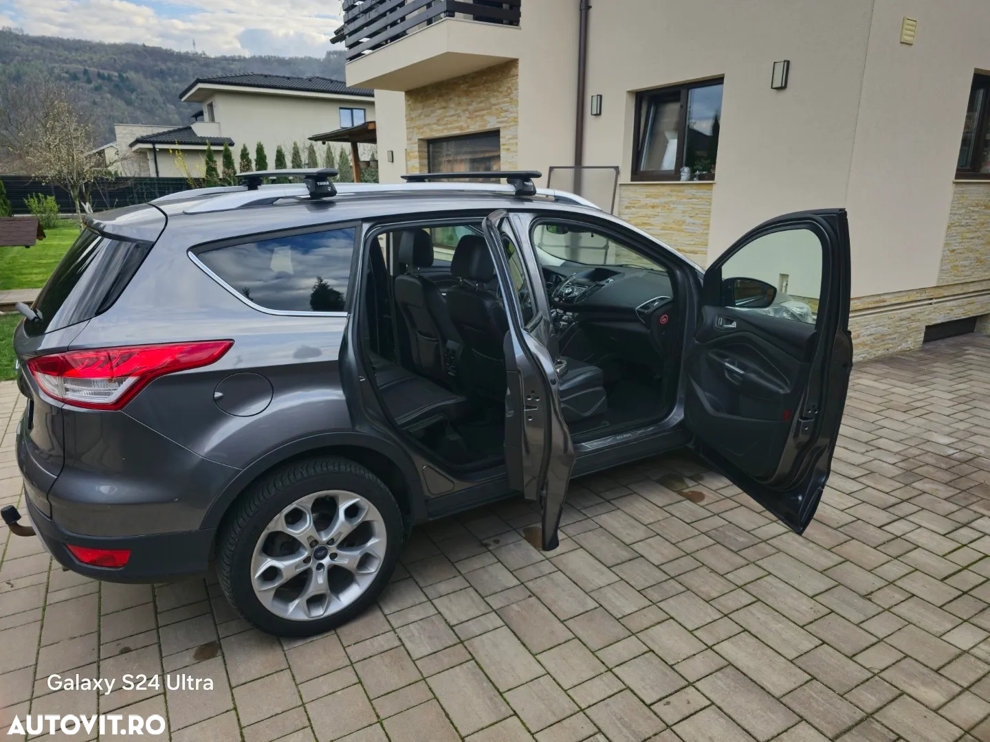 Ford Kuga 1.6 EcoBoost Aut. 4WD Titanium - 14