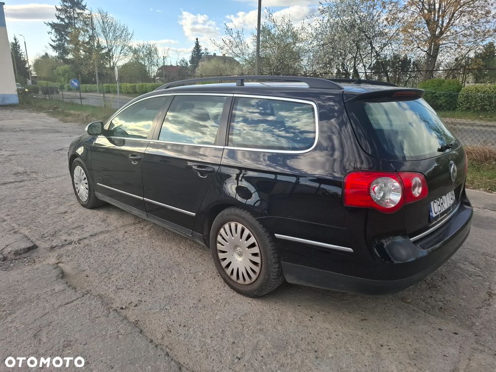 Volkswagen Passat 1.9 TDI Comfortline - 5