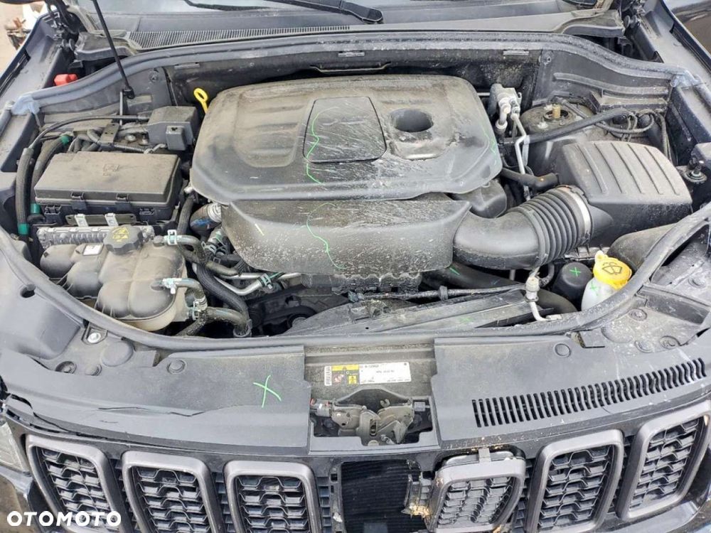 Jeep Grand Cherokee - 11