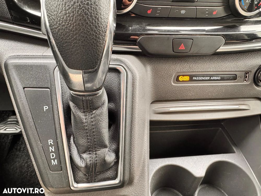 Ford Tourneo Custom - 4