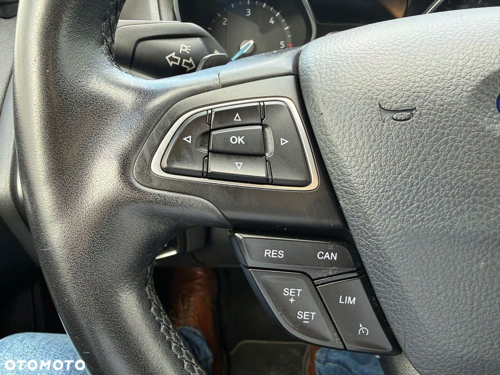 Ford Focus 2.0 EcoBlue Titanium - 19