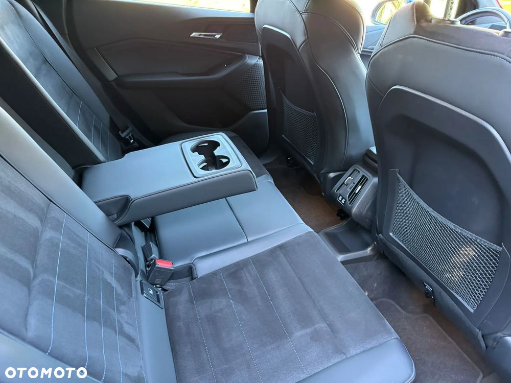 BMW Seria 2 218d GT M Sport - 8