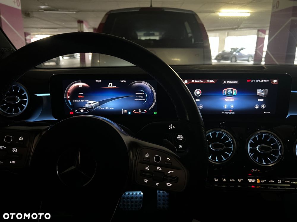 Mercedes-Benz CLA - 21