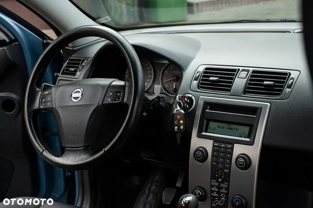 Volvo V50 2.4 Momentum - 18