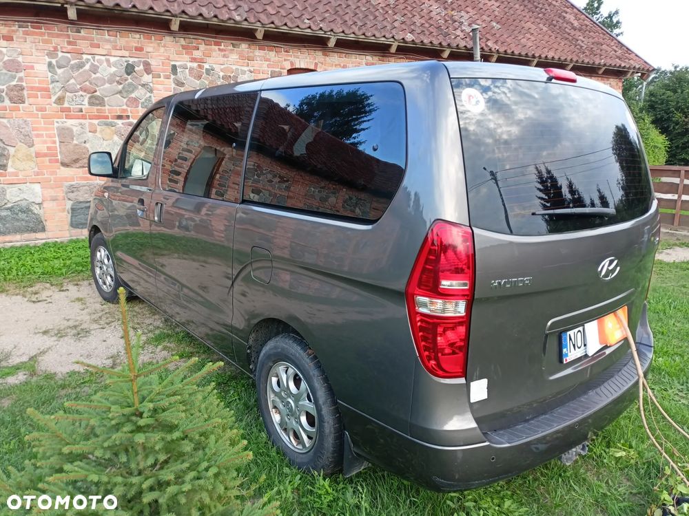Hyundai H-1 - 17