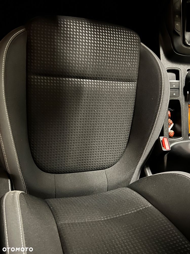 Ford Focus Turnier 1.5 EcoBlue Start-Stopp-System ACTIVE X - 24