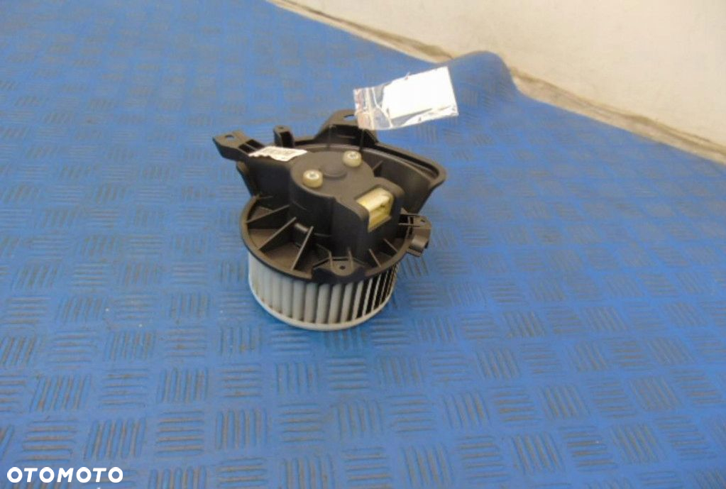 OPEL CORSA D 1.0B WENTYLATOR NAGRZEWNICY 13335075 - 2