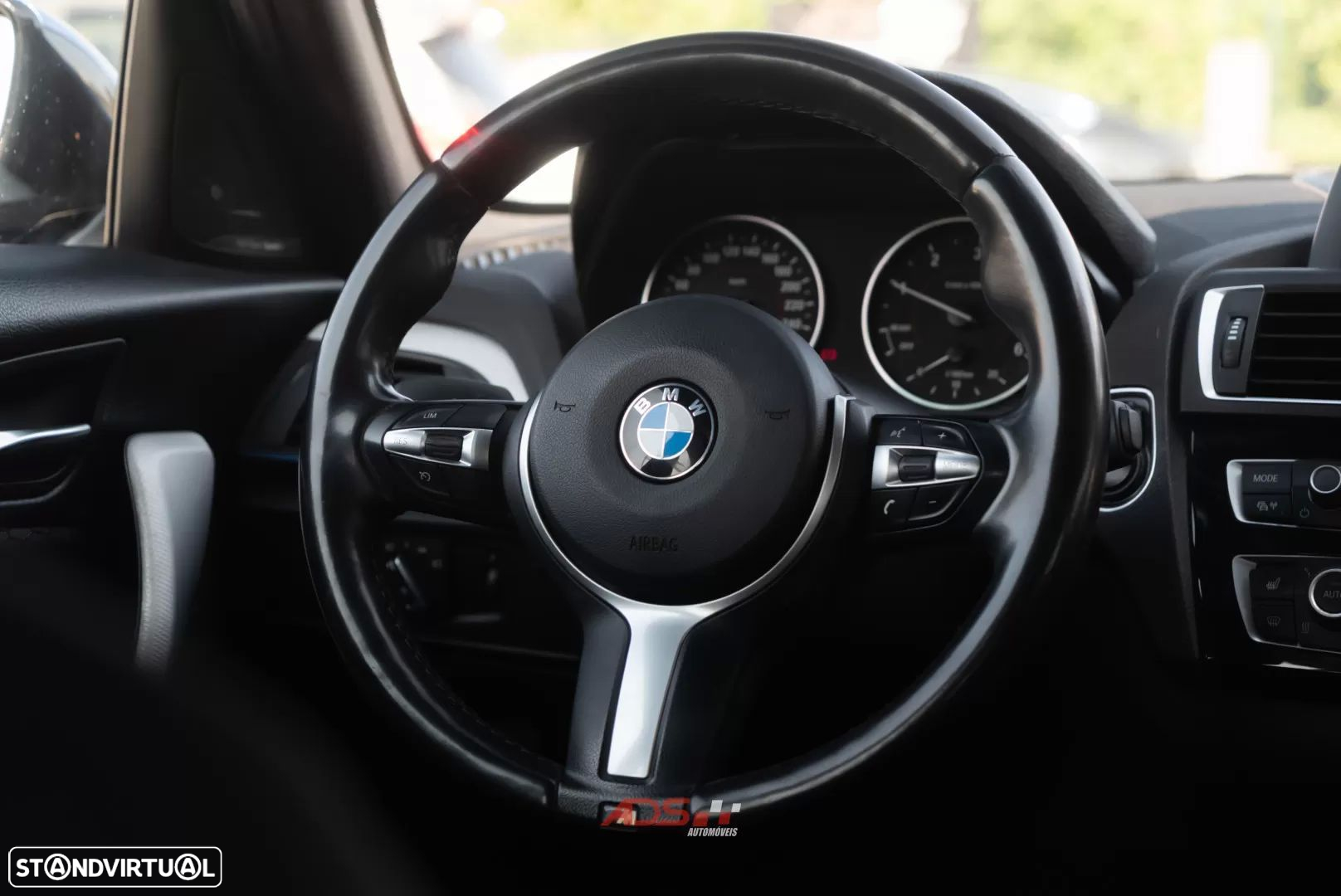 BMW 116 d Pack M - 12