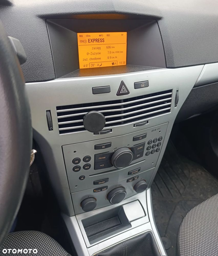 Opel Astra 1.4 Selection - 12