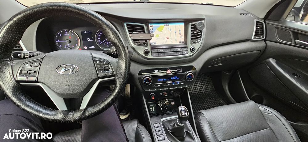 Hyundai Tucson 2.0 CRDI 4WD 6MT Luxury Pack+ - 8