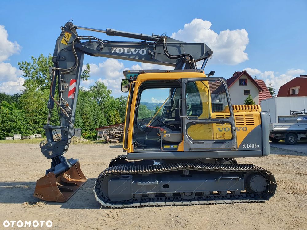 Volvo EC140B LC - 3