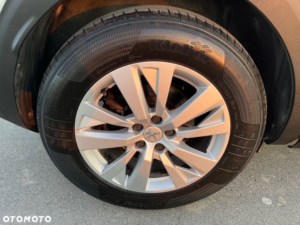 Peugeot 3008 - 16