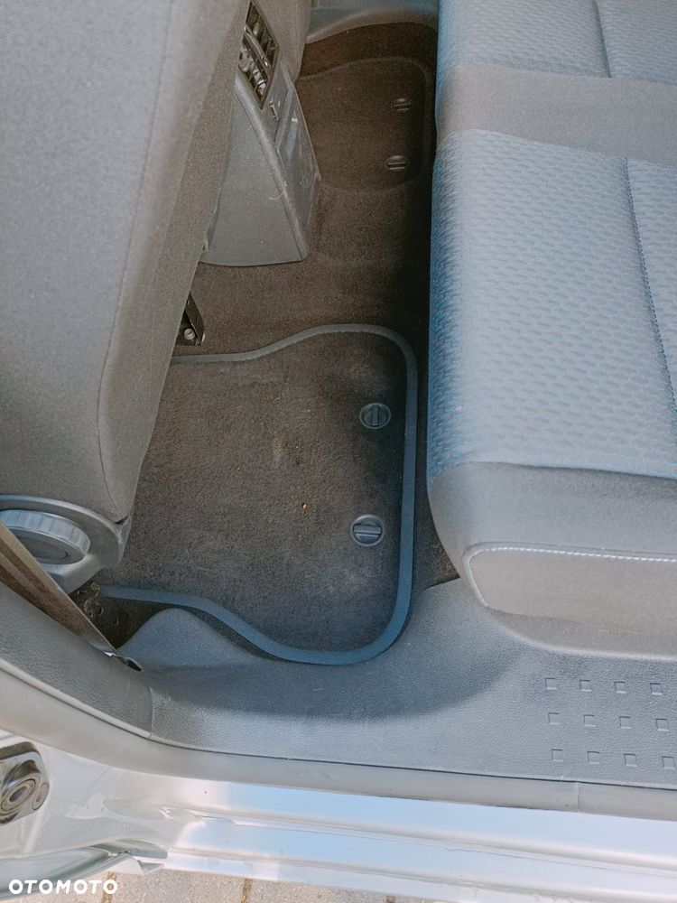 Volkswagen Caddy - 8