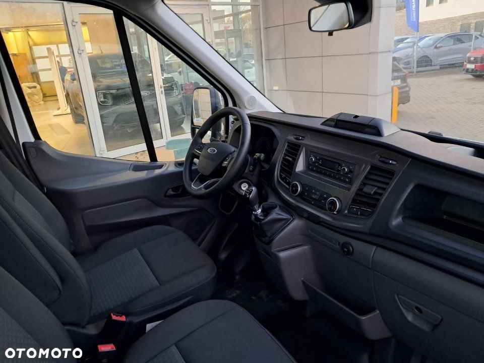 Ford Transit - 11