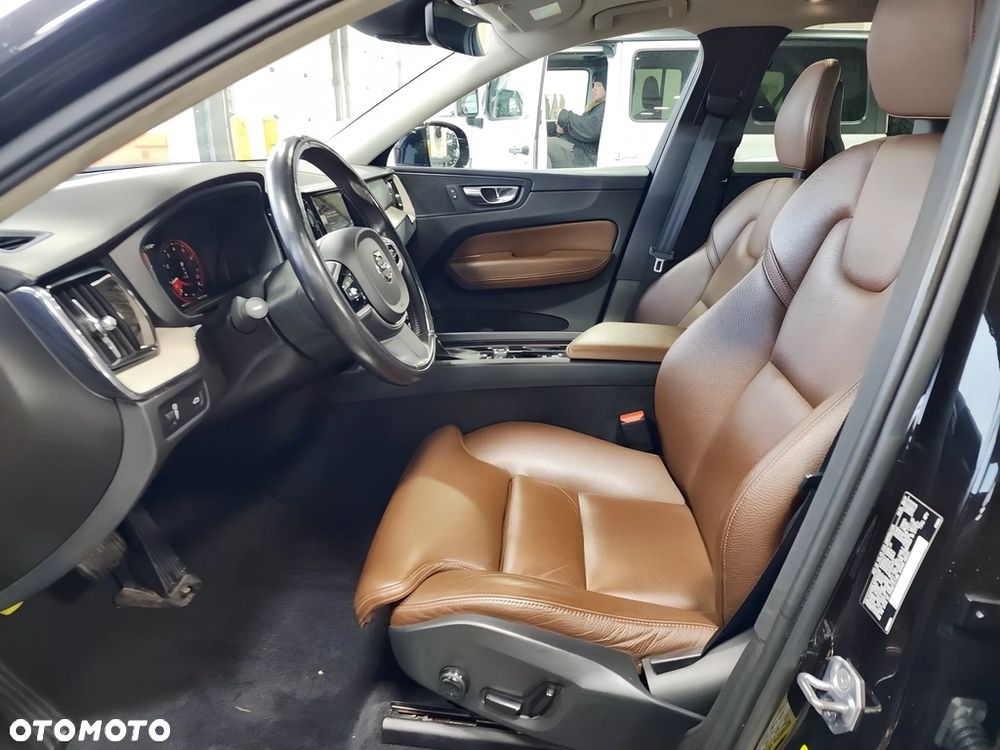 Volvo XC 60 T5 AWD Inscription - 7