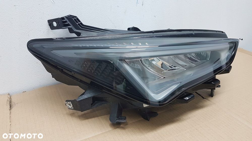 LAMPA PRZÓD PRAWA SEAT CUPRA BORN FULL LED 10F941008K - 4