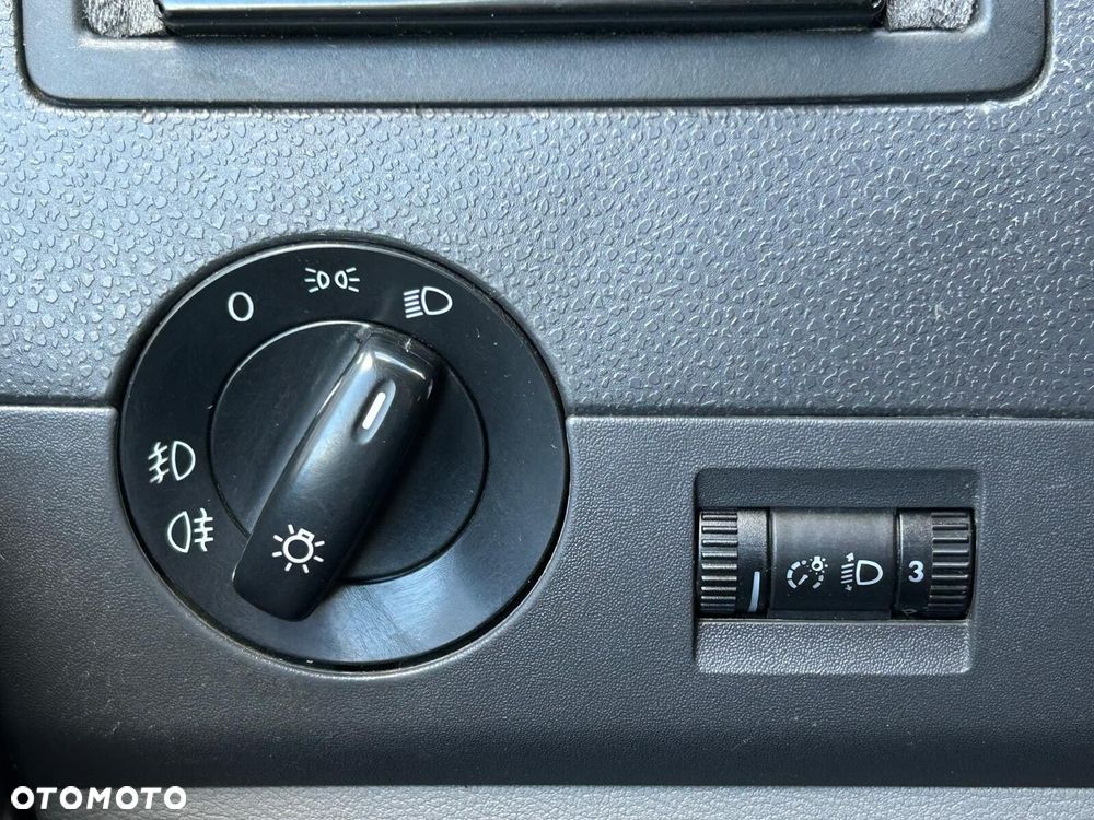 Volkswagen Transporter GP - 18