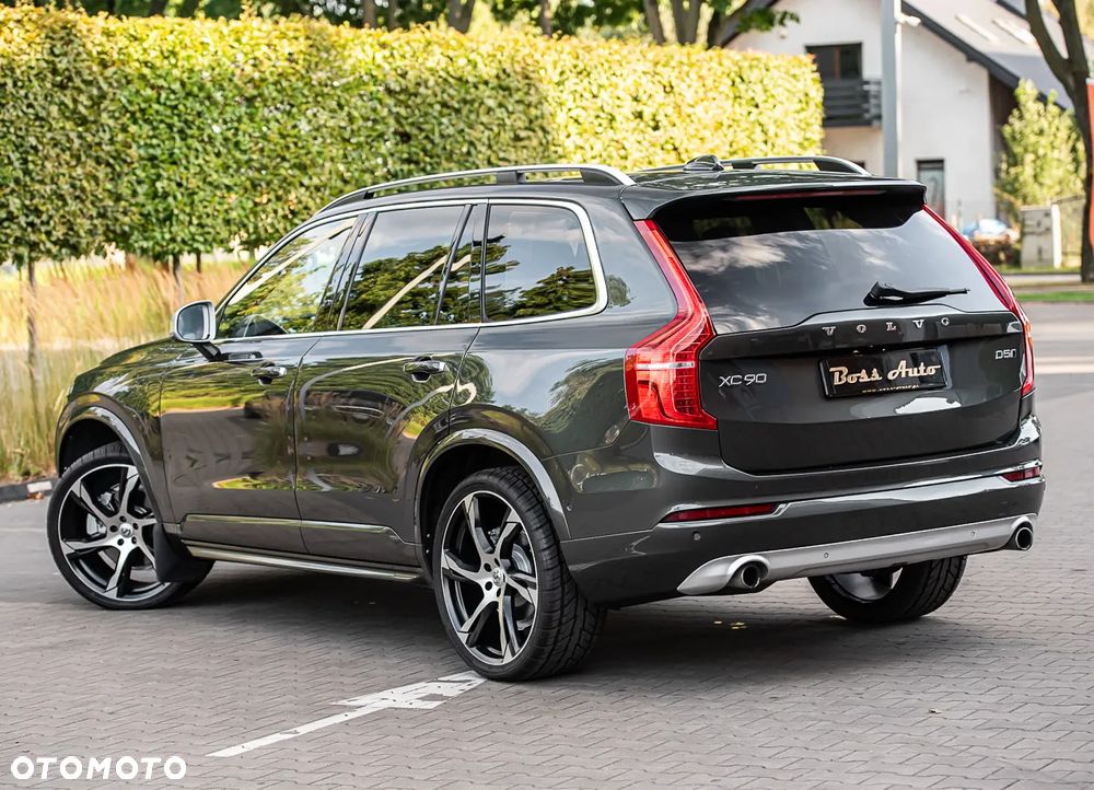 Volvo XC 90 D5 AWD R-Design - 9