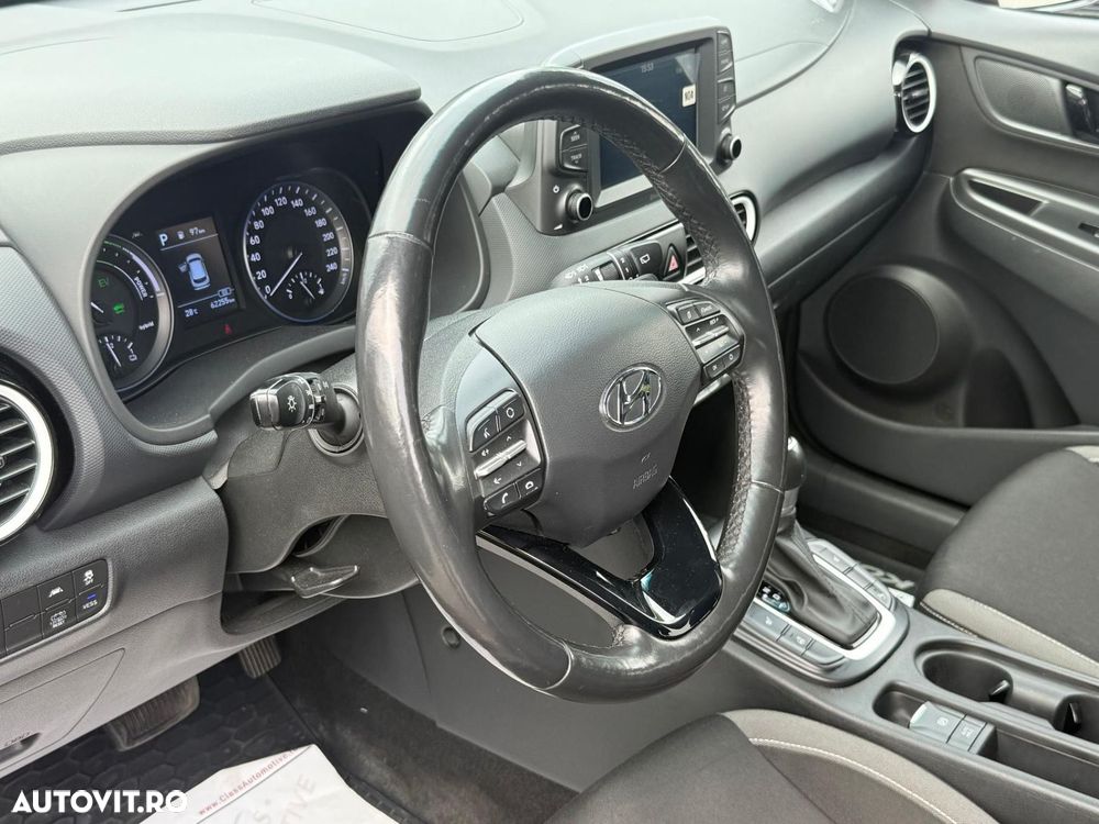 Hyundai KONA - 6
