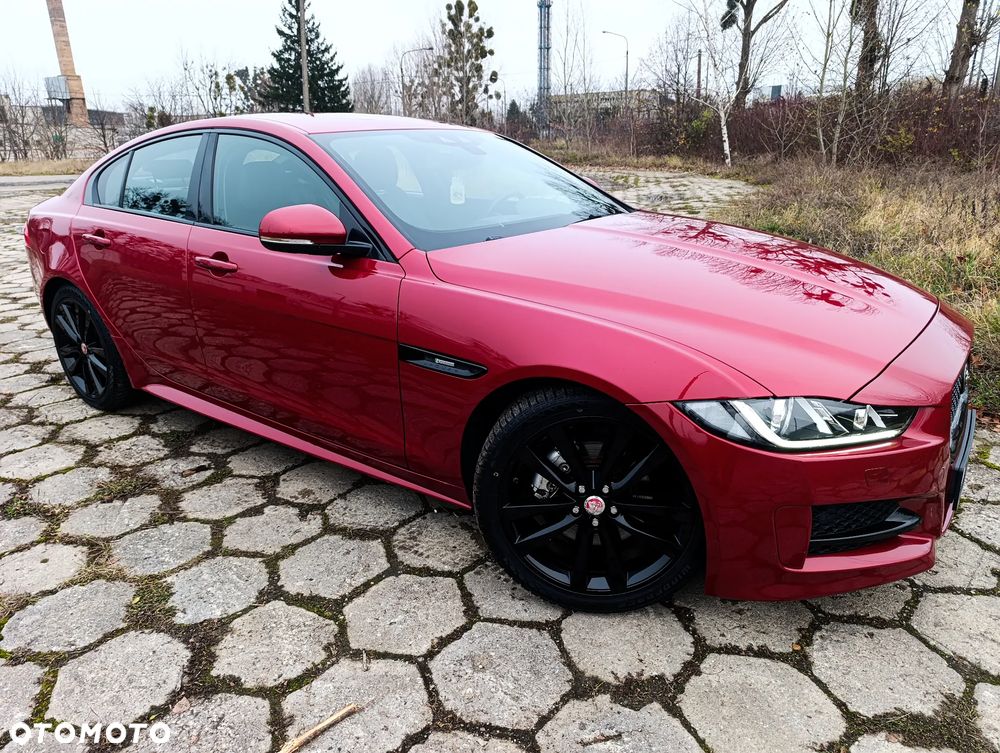 Jaguar XE 20d R-Sport - 26