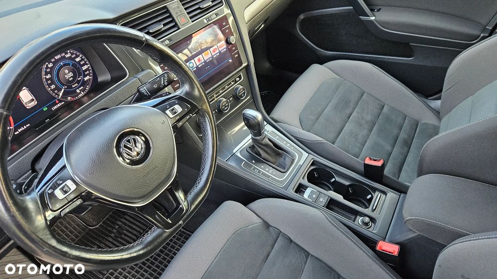 Volkswagen Golf 1.6 TDI (BlueMotion Technology) DSG Comfortline - 16