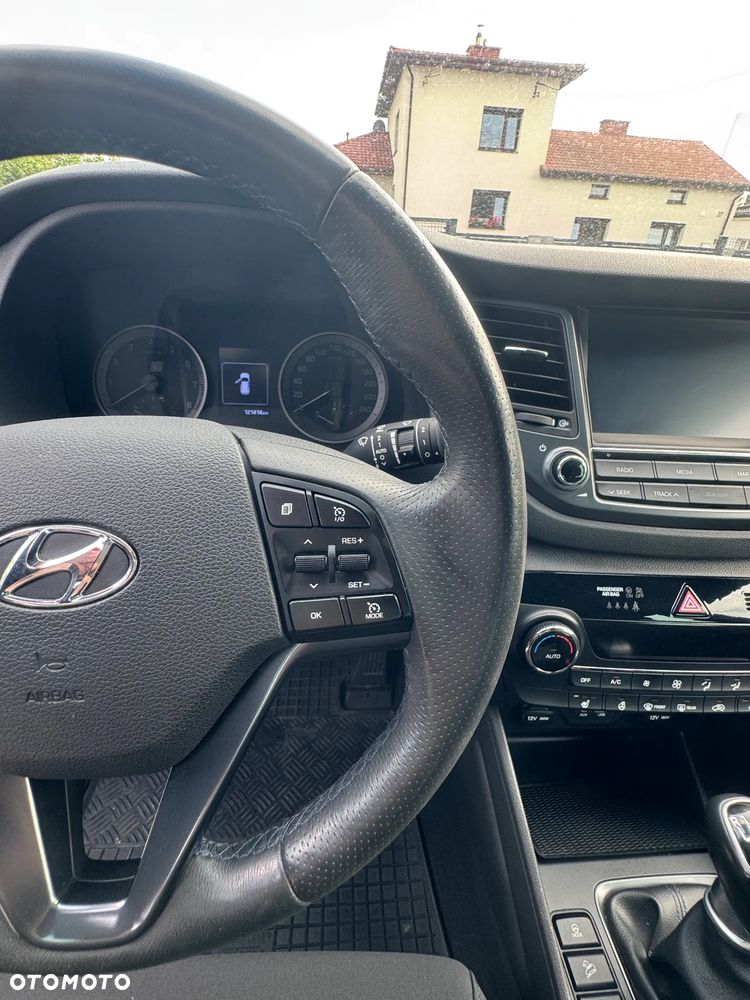 Hyundai Tucson blue 1.6 GDi 2WD Passion - 17