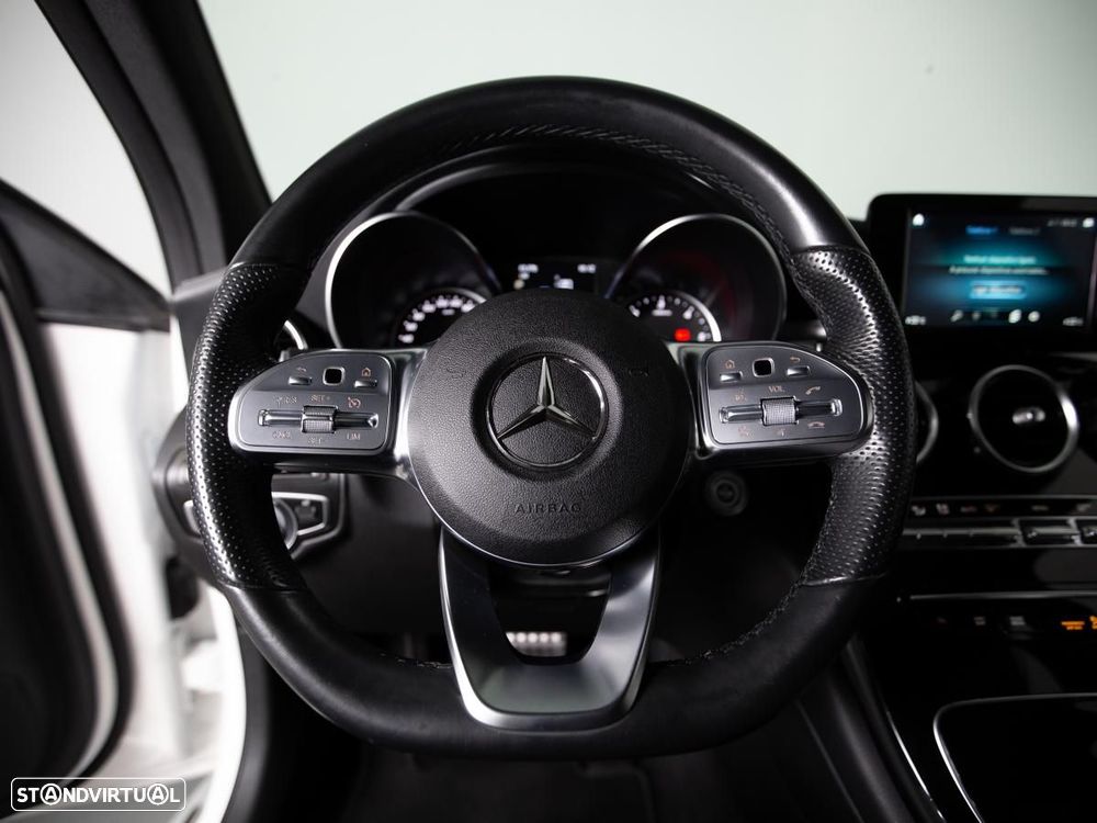 Mercedes-Benz GLC 220 d Coupé 4Matic — fotografia 18