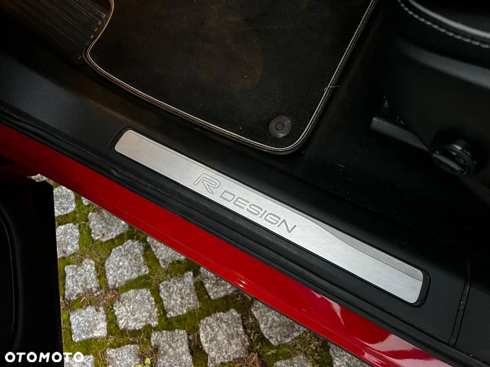 Volvo XC 60 D4 AWD R-Design - 9